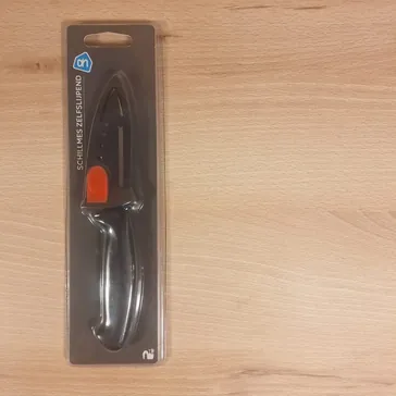 Self Sharpening Knife