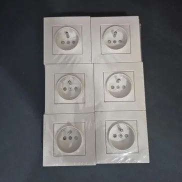 مآخذ كهربائية جدارية عالية الجودة